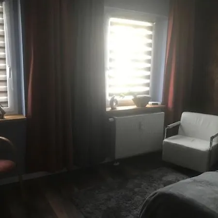 Job & Sleep Apartament *