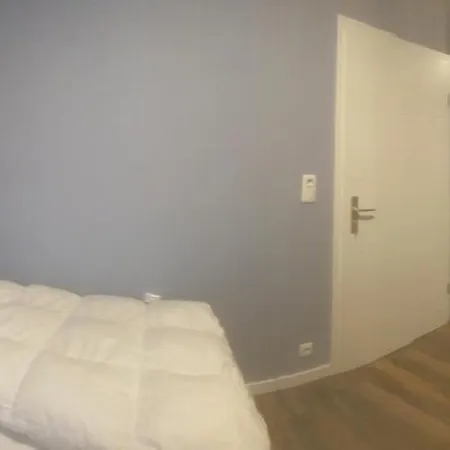 Job & Sleep * Magdeburg