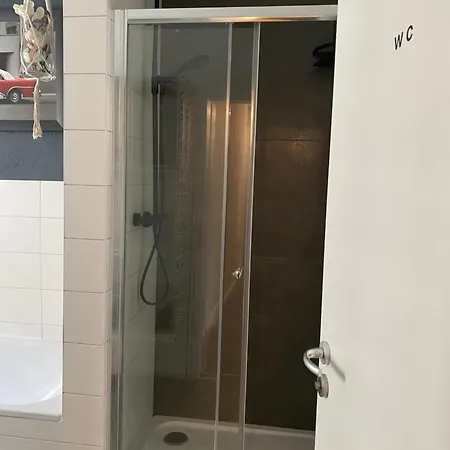 Job & Sleep Apartman Magdeburg